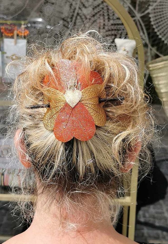 Barrette à cheveux en cuir